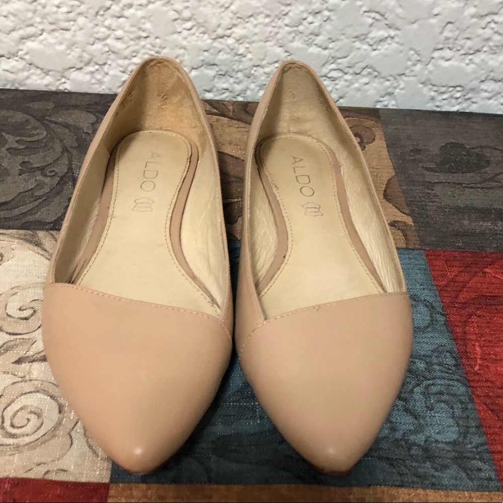 Aldo pointed toe leather flats-Size 7.5